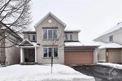 2003 CHERINGTON Crescent, Orleans - Cumberland and Area, ON K4A 4Z9