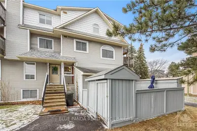 806 TANGUAY Court 38, Kanata, ON K2L 3X4