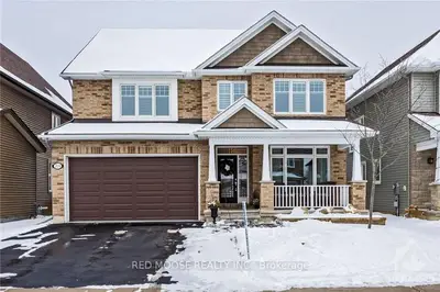 704 WILLOWMERE Way, Blossom Park - Airport and Area, ON K1T 3T8