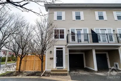 1 Anjou, Manor Park - Cardinal Glen And Area, On K1k 4s7
