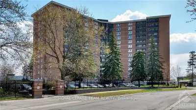 2000 JASMINE Crescent 1207, Beacon Hill North - South and Area, ON K1J 8K4