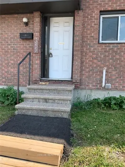 2687 PIMLICO Crescent, Blossom Park - Airport and Area, ON K1T 2A7