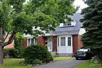 331 KNOX Crescent, Alta Vista and Area, ON K1G 0K9