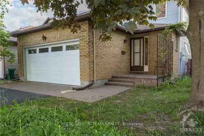 344 COTE ROYALE Crescent, Orleans - Cumberland and Area, ON K1E 3L9