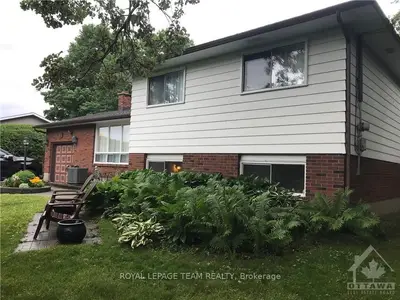 4 HEMPHILL Street, Stittsville - Munster - Richmond, ON K0A 2Z0