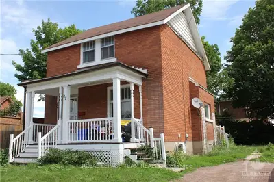 97 BONNECHERE Street S, Renfrew, ON K7V 1Z4