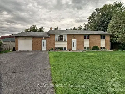 17406 18 COUNTY Road, South Stormont, ON K0C 2A0