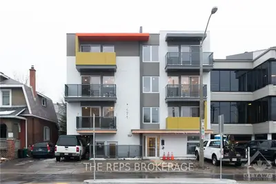 171 HOLLAND Avenue 8, Tunneys Pasture and Ottawa West, ON K1Y 0Y2