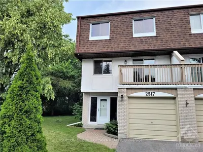 2517 FLANNERY Drive, Billings Bridge - Riverside Park and Area, ON K1V 9R5
