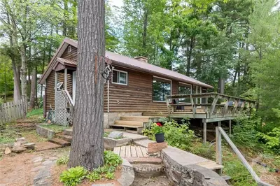 946 LOON BAY Lane, Leeds and the Thousand Islands, ON K0E 1B0