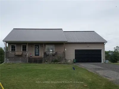 1 HAYES Drive, Elizabethtown-Kitley, ON K6T 1B5