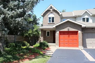 17 HARRINGTON Court, Kanata, ON K2K 2S6