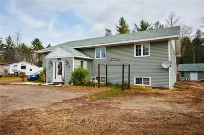 31986 HIGHWAY 17, Laurentian Hills, ON K0J 1J0