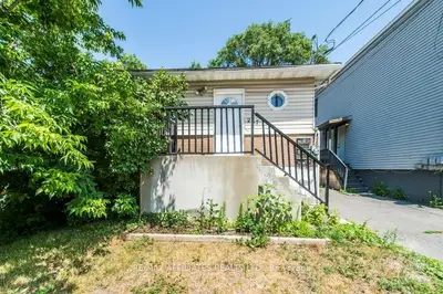 267 STE ANNE Avenue, Vanier and Kingsview Park, ON K1L 7C3