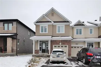 198 BANDELIER Way, Stittsville - Munster - Richmond, ON K2S 2J5