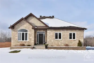 117 ROCKY CREEK Way, Carp - Huntley Ward, ON K0A 1L0