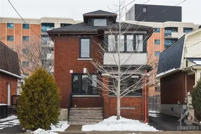 365 WILMONT Avenue, Carlingwood - Westboro and Area, ON K2A 0B2