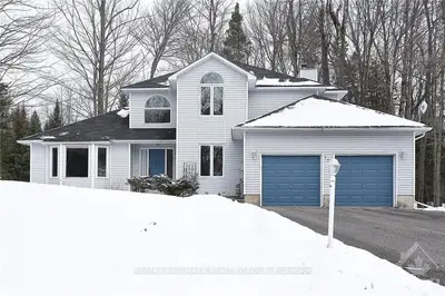 175 CHARMONT Way, Constance Bay - Dunrobin - Kilmaurs - Woodlawn, ON K0A 3M0