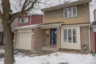 14 SOVEREIGN Avenue, South of Baseline to Knoxdale, ON K2G 4Y1