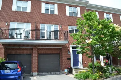 14 KINGSBRIDGE, Manor Park - Cardinal Glen and Area, ON K1K 4W6
