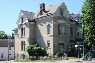 75 KING Street E, Brockville, ON K6V 1B2