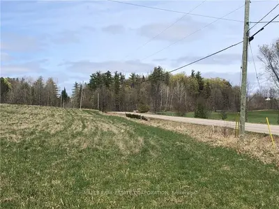 813 GRANT SETTLEMENT Road, Whitewater Region, ON K0J 1V0