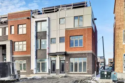 924 MOSES TENNISCO Street, Manor Park - Cardinal Glen and Area, ON K1K 4Z9