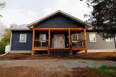 16 LITTLE LAKE Road, Rideau Lakes, ON K0G 1E0