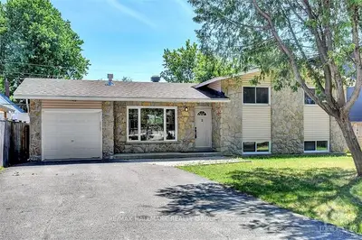 2 PALSEN Street, Meadowlands - Crestview and Area, ON K2G 2V8