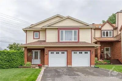 35 BRAMBLEGROVE Crescent, Hunt Club - South Keys and Area, ON K1T 3G1