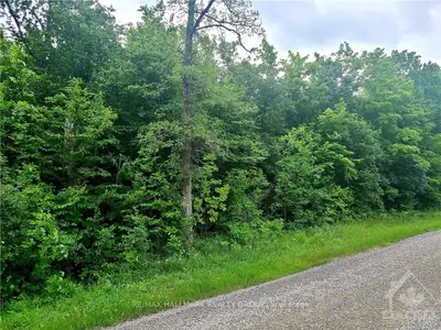 3322 HOSSACK Lane, Rideau Lakes, ON K0G 1V0