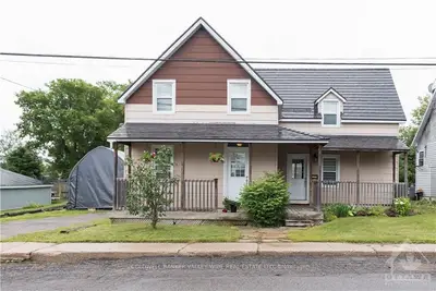 18 VANCOURTLAND SOUTH Street, Arnprior, ON K7S 0A8