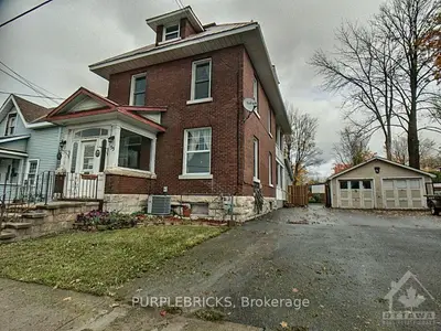 55 LOCHIEL Street, Renfrew, ON K7V 1W1