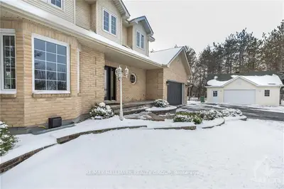 5637 PINESTONE Drive, South Glengarry, ON K0K 2J0