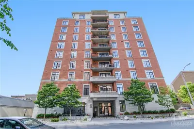 330 LORETTA Avenue 810, Dows Lake - Civic Hospital and Area, ON K1S 4E8