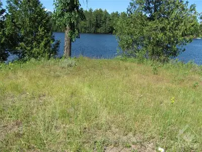 5600 CENTENNIAL LAKE Road, Greater Madawaska, ON K0J 2R0