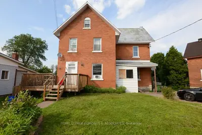 623 PEMBROKE Street W, Pembroke, ON K8A 5P2