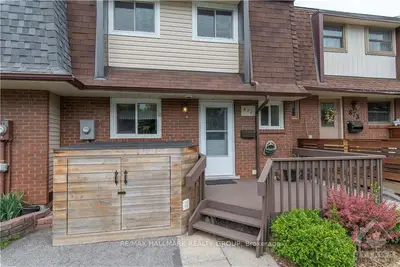 871 LAWNSBERRY Drive, Orleans - Cumberland and Area, ON K1E 1X8