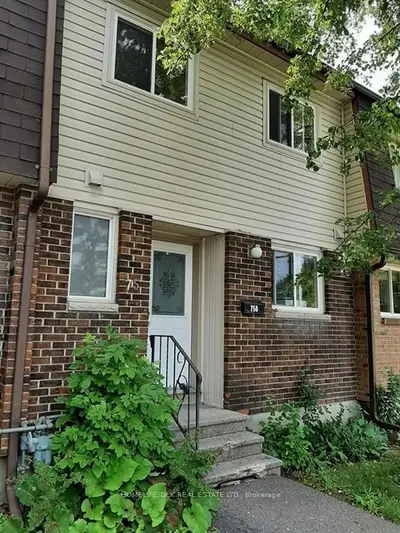75D SEYTON Drive, Bells Corners and South to Fallowfield, ON K2H 8Y6