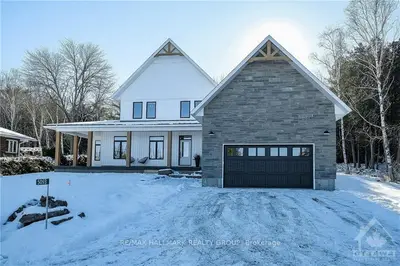 5093 OPEONGO Road, Constance Bay - Dunrobin - Kilmaurs - Woodlawn, ON K0A 3M0