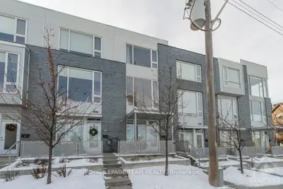 68 STONEHURST Avenue D, West Centre Town, ON K1Y 1R5