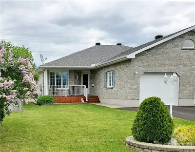 5502 BRIDLEWOOD Court, South Dundas, ON K0E 1K0