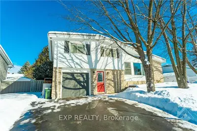 31 DEXTER Drive, South of Baseline to Knoxdale, ON K2H 5W3