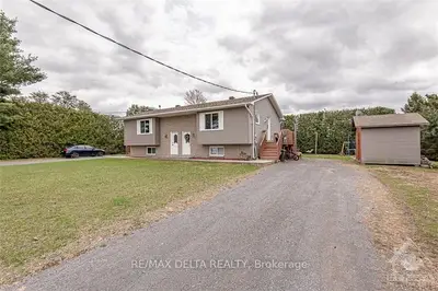 1086 County 2 Road, Alfred And Plantagenet, On K0b 1c0
