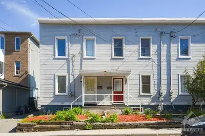 12 Robinson Avenue, Lower Town - Sandy Hill, On K1n 8n9