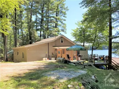 821 Hawkins Road, Tay Valley, ON K7H 3C9