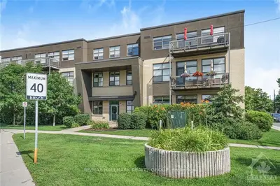 345 St Denis Street 211, Vanier and Kingsview Park, ON K1L 5J1
