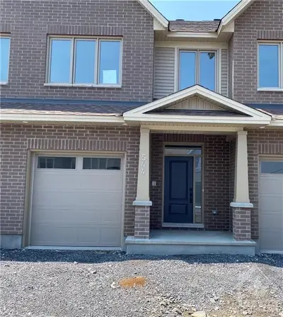 544 MUSCARI Street, Blossom Park - Airport and Area, ON K1T 0S3