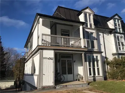 374 KING Street W, Brockville, ON K6V 3S6