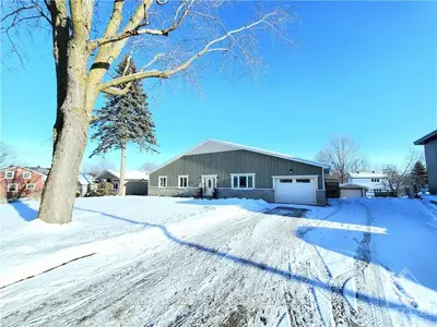 408 CLOTHIER Street E, North Grenville, ON K0G 1J0